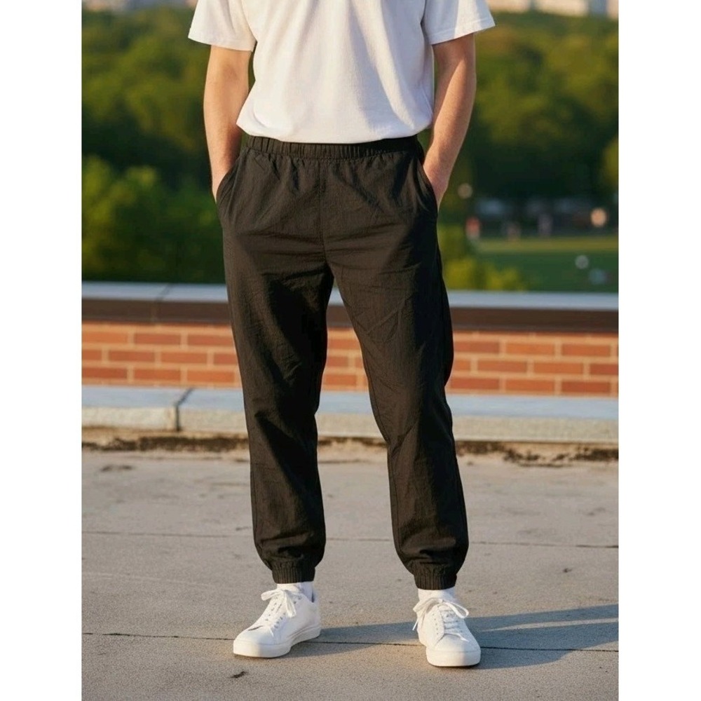 NWT Athleta Pants Size M Black Track Joggers Zipper Cuffs Lined MSRP $109.00